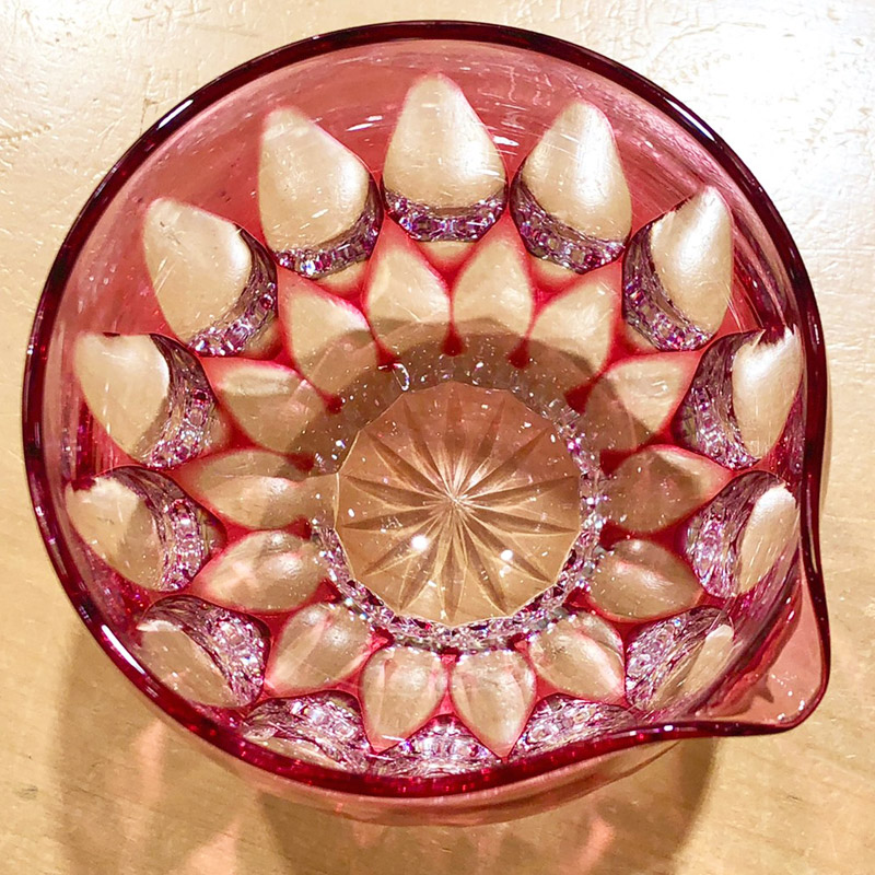 片口を上から（金赤）